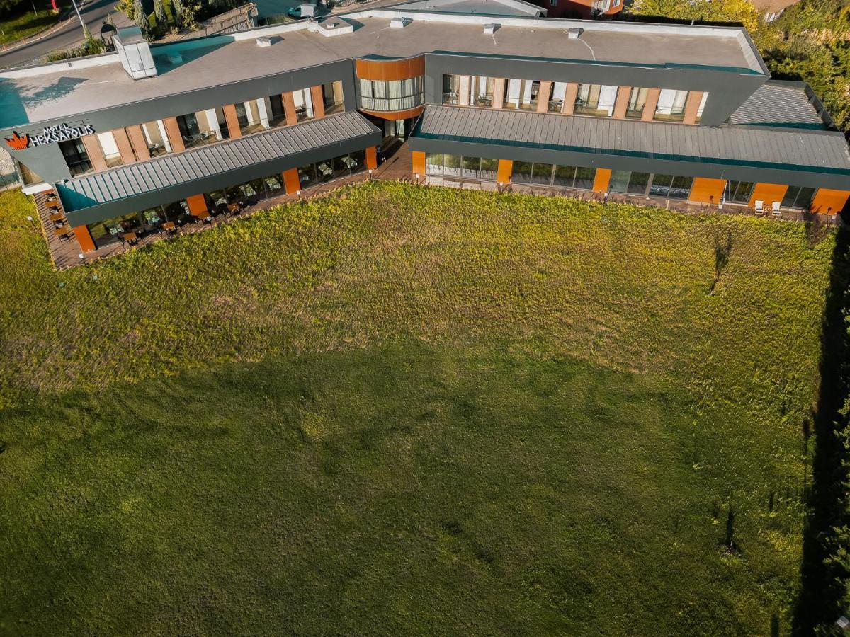 Motel Heksapolis Tavsancil Kültér fotó