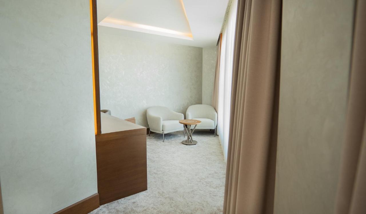 Motel Heksapolis Tavsancil Kültér fotó